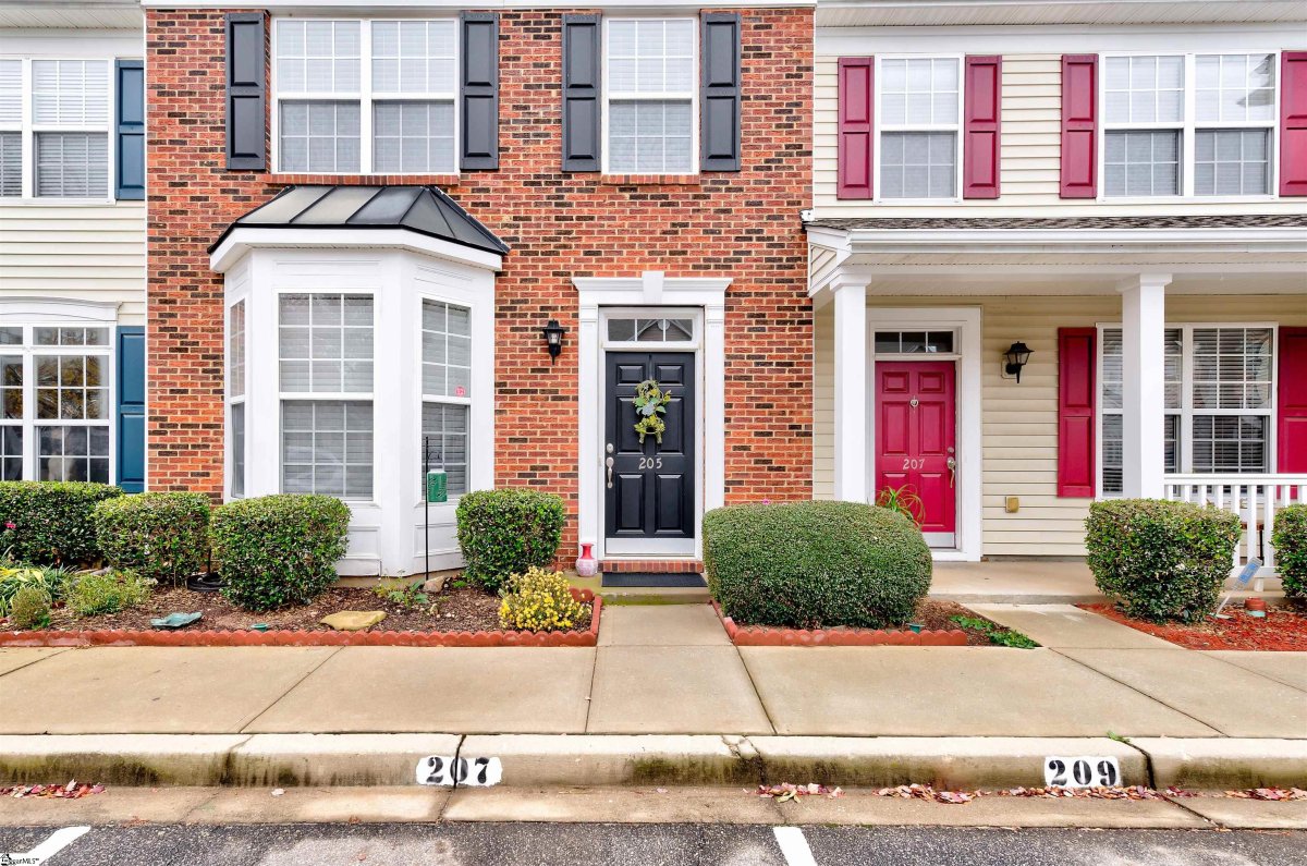 205 Bedwin Court
