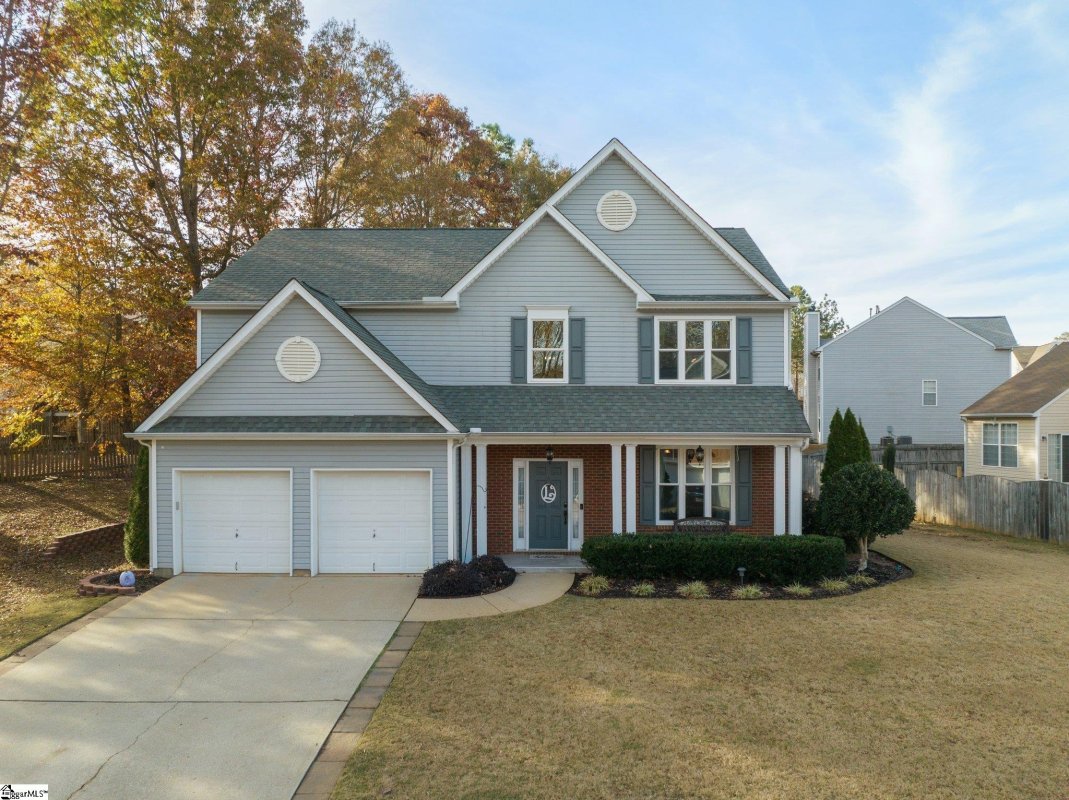 102 Stonewater Drive