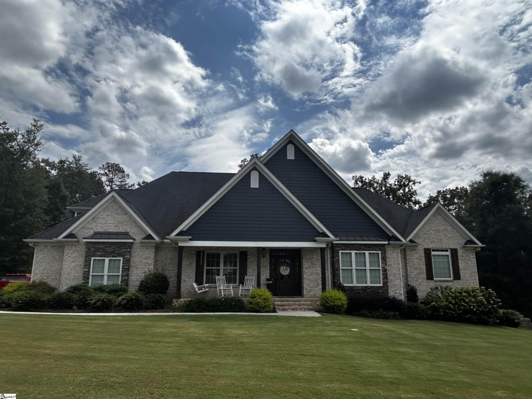 207 Willow Wind Court
