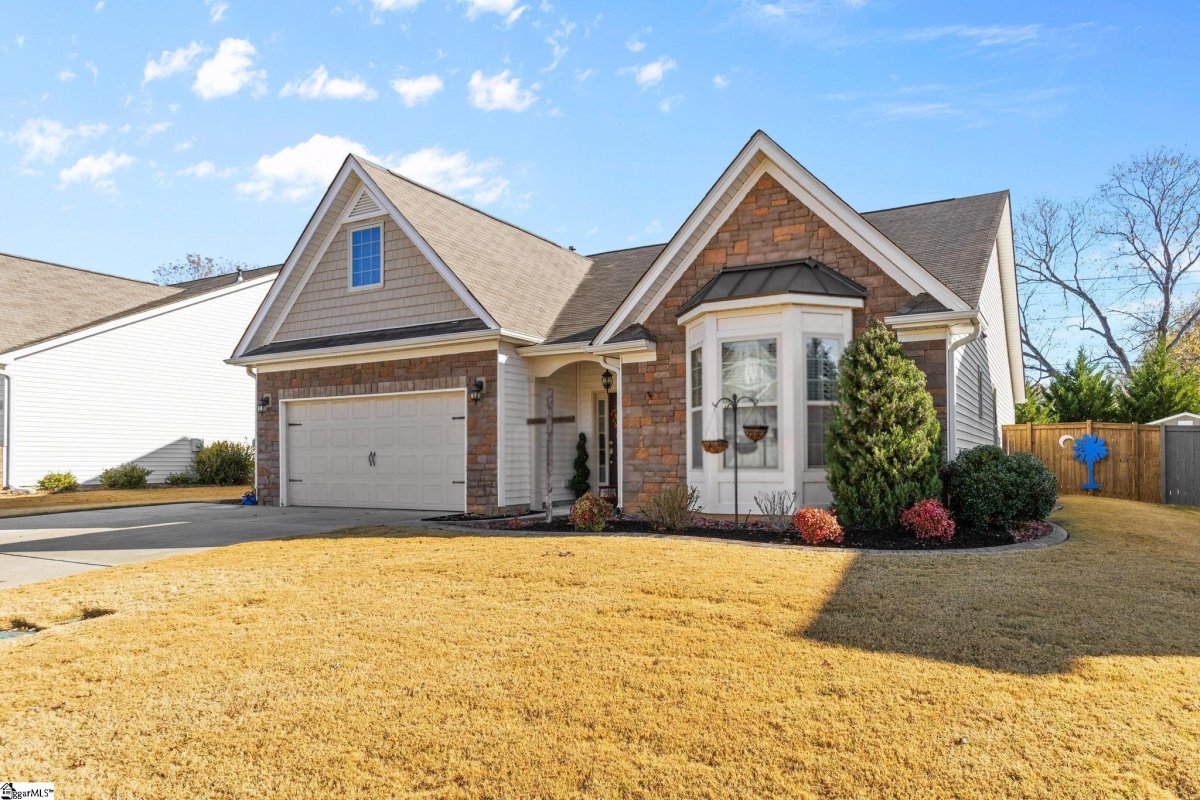 221 Evansdale Way