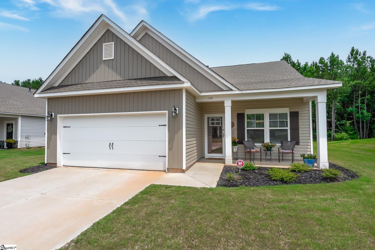 108 Bellflower Lane