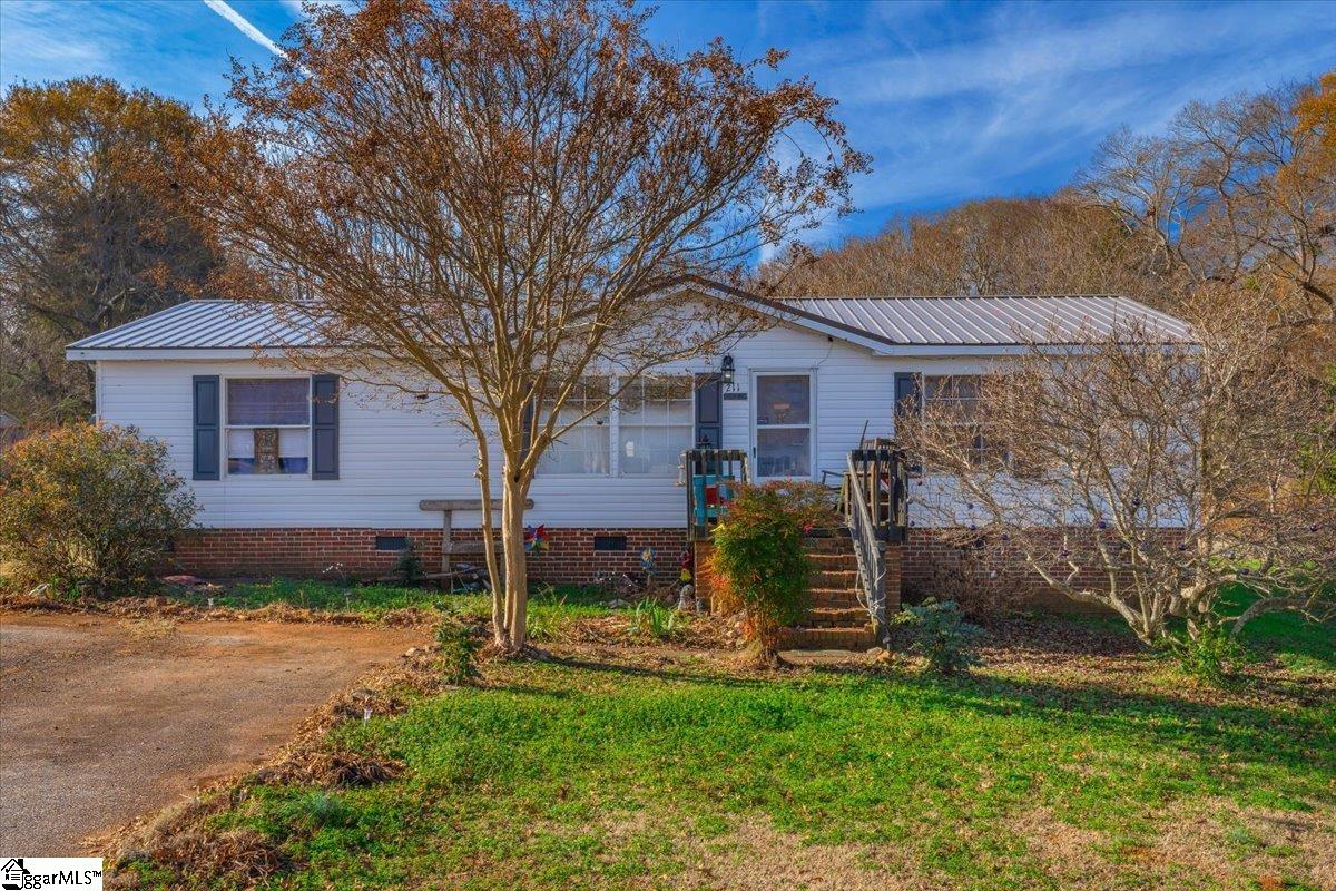 211 Wagon Court
