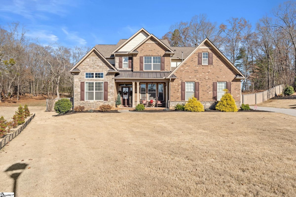 12 Vineyard Way