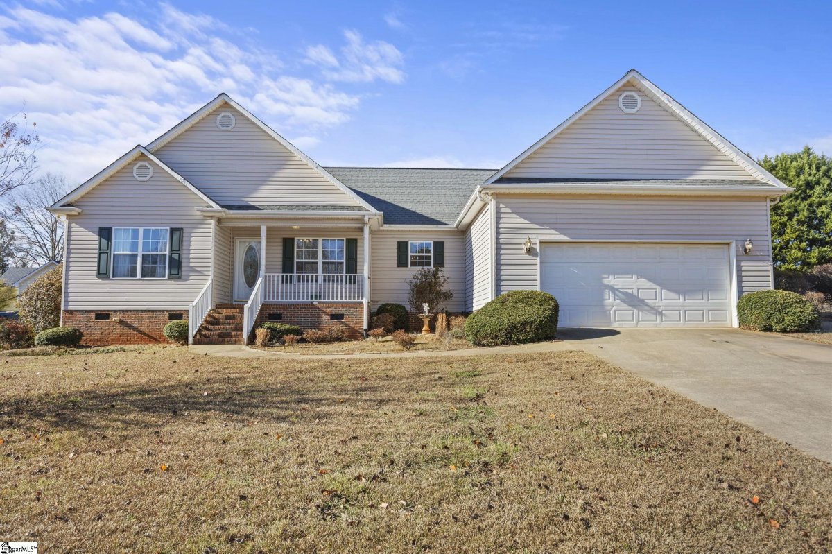 6 Brooke Lee Circle