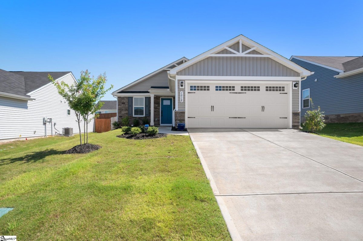 1018 Hunter Green Lane