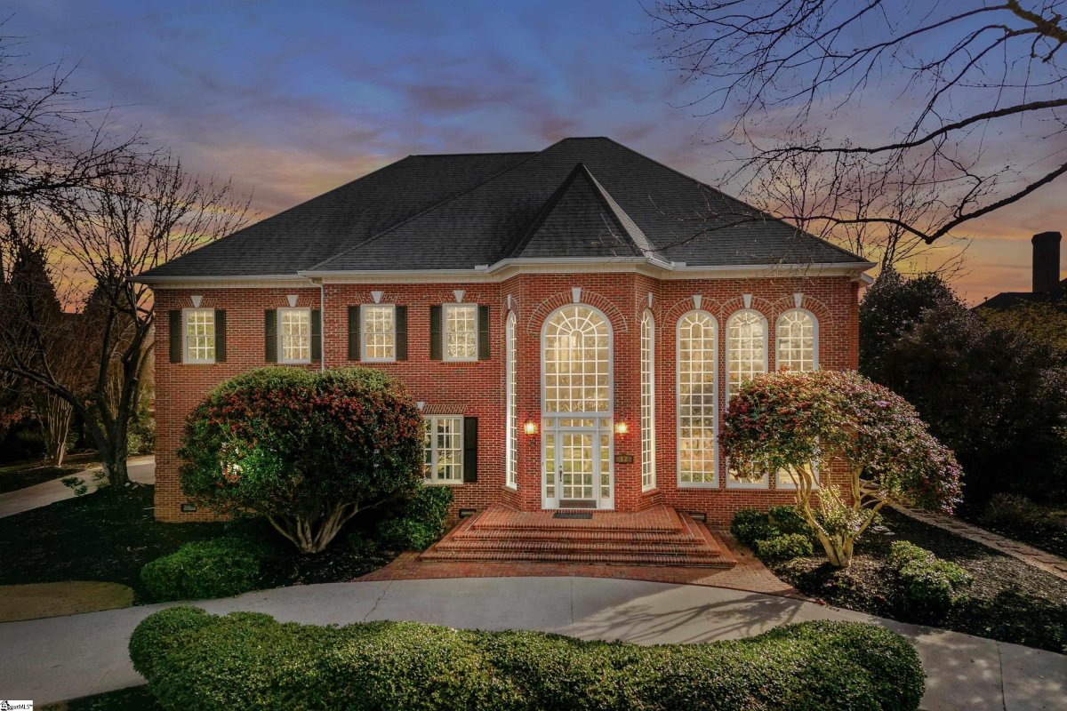 12 Pristine Drive