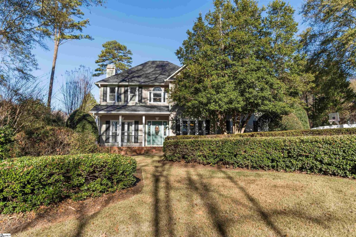 332 Tracy Lane