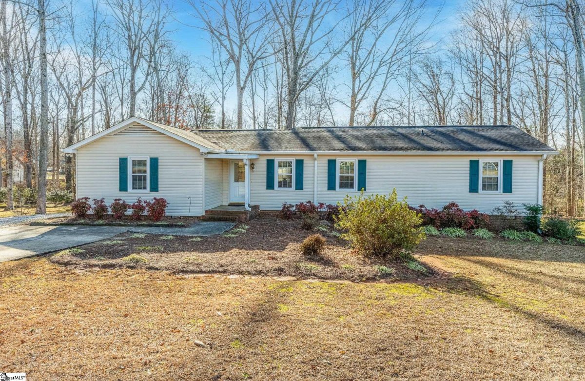 1102 Brentwood Way
