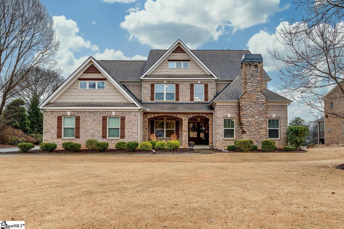 204 Tuxedo Lane