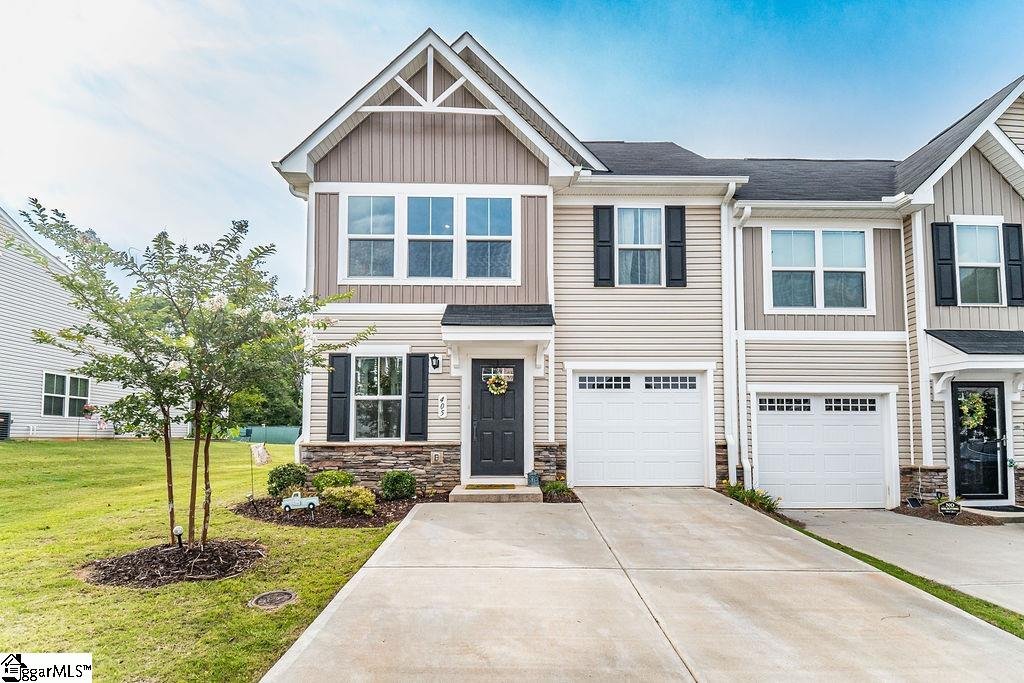 405 Aldworth Lane
