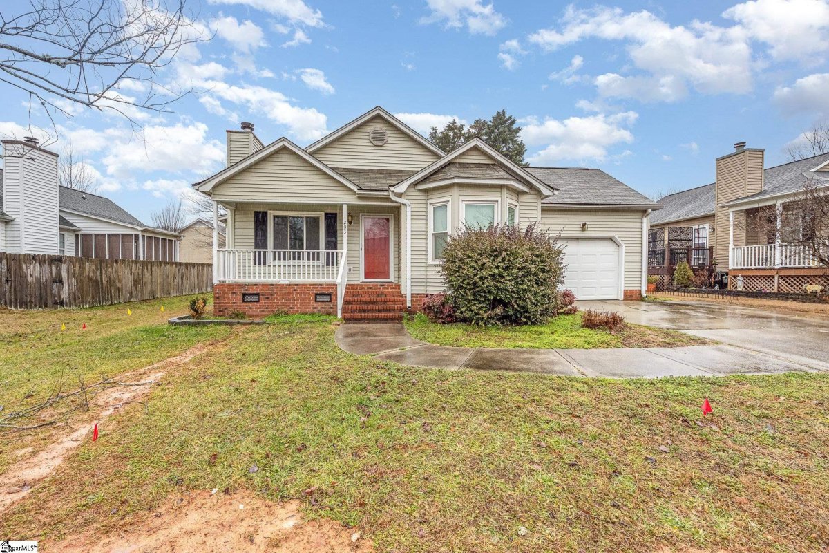 203 Autumnwood Way