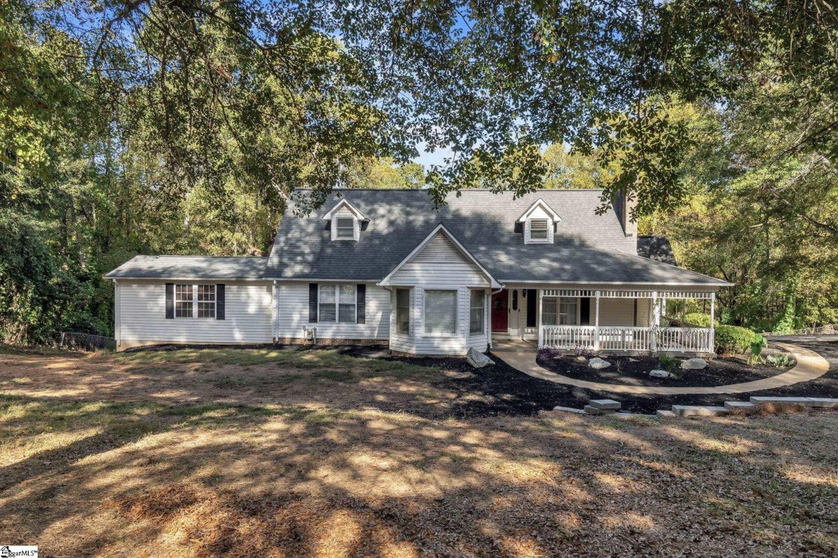 101 Knoxtowne East Road