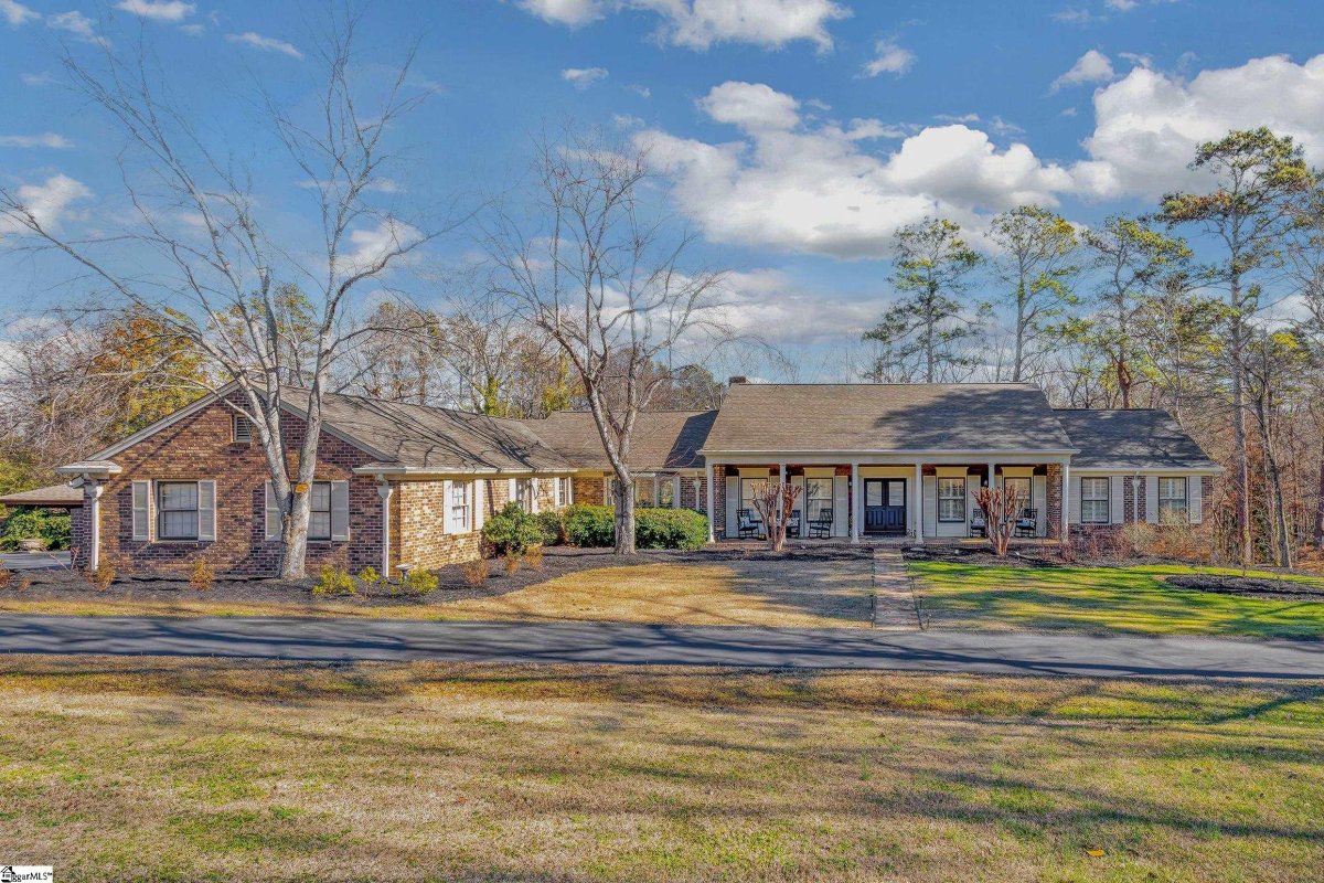 201 Huntington Road