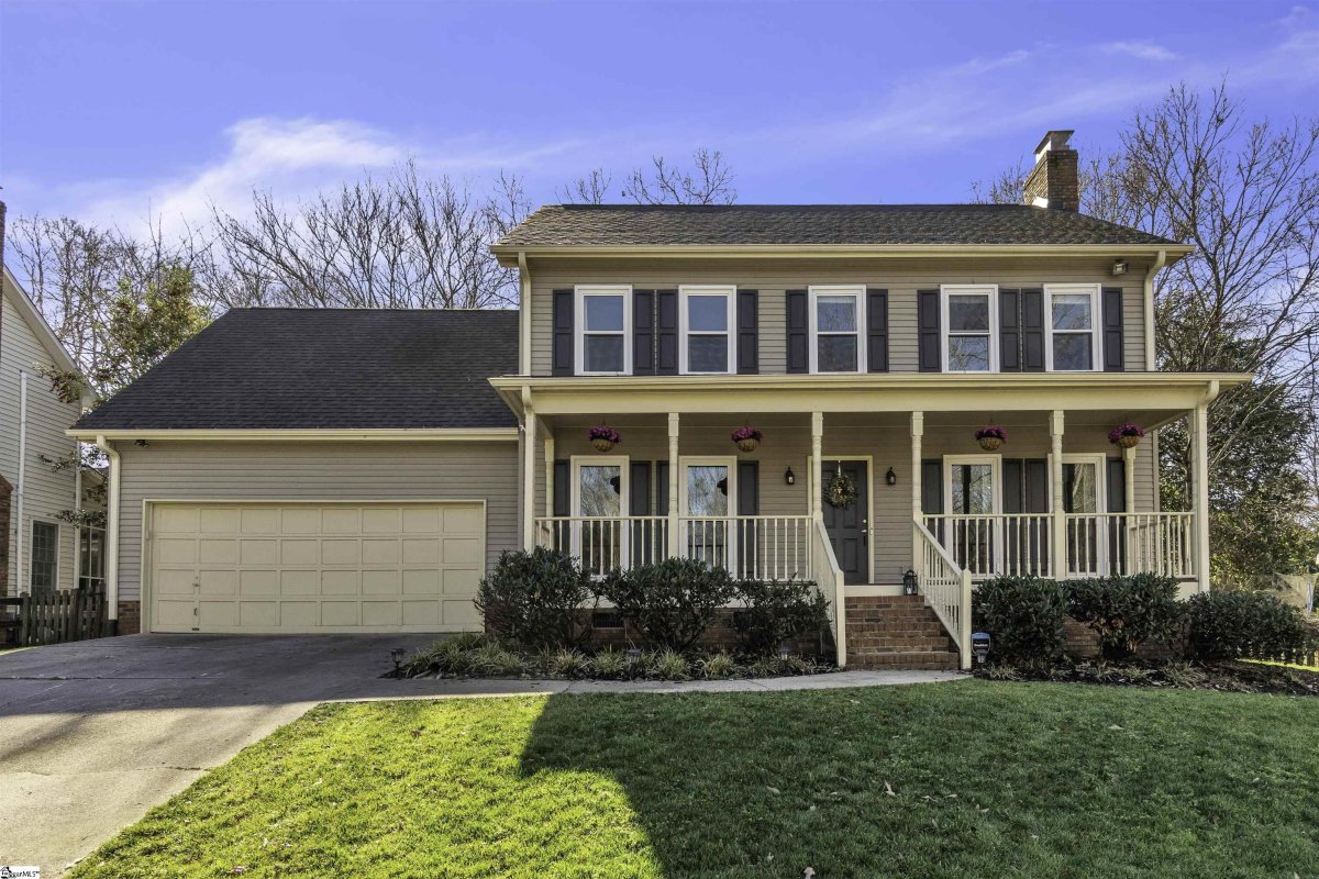 8 River Way Drive