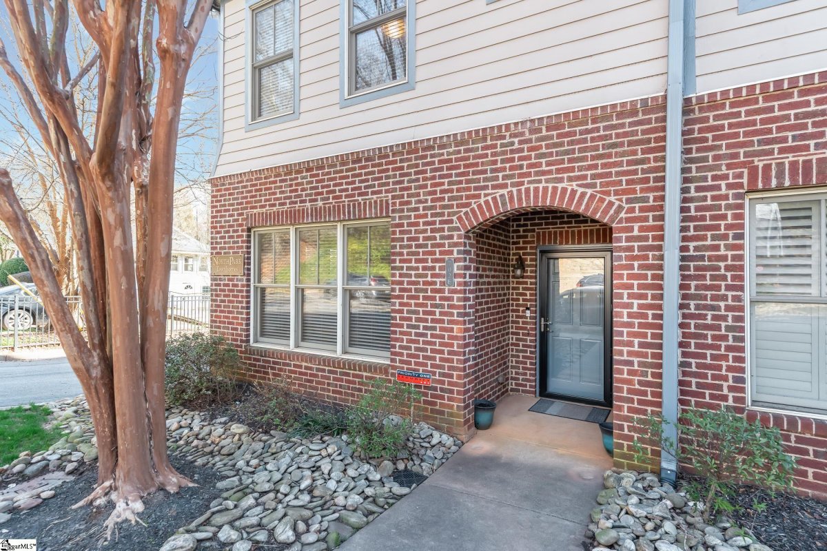 702 Bennett Street Unit E