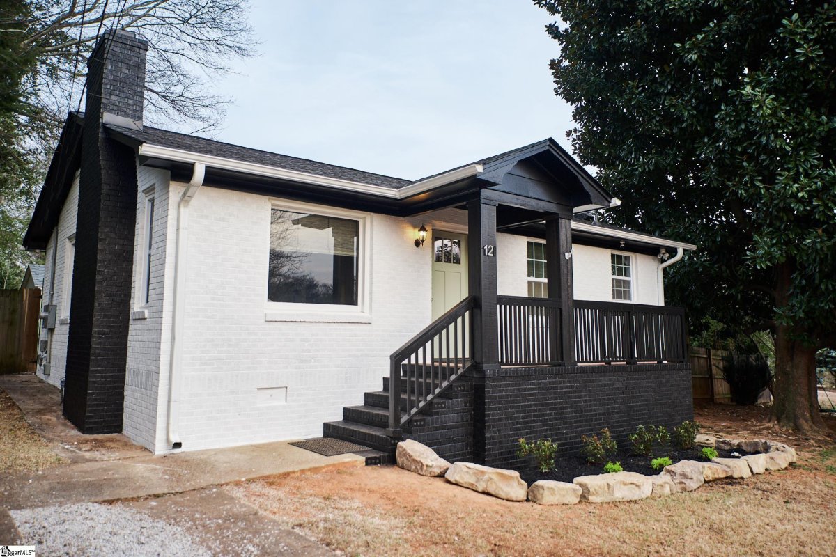 121 Maco Street