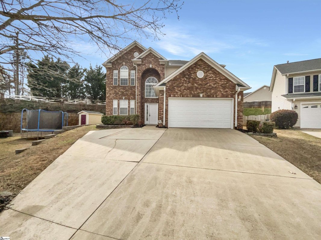 113 Hickory Valley Way