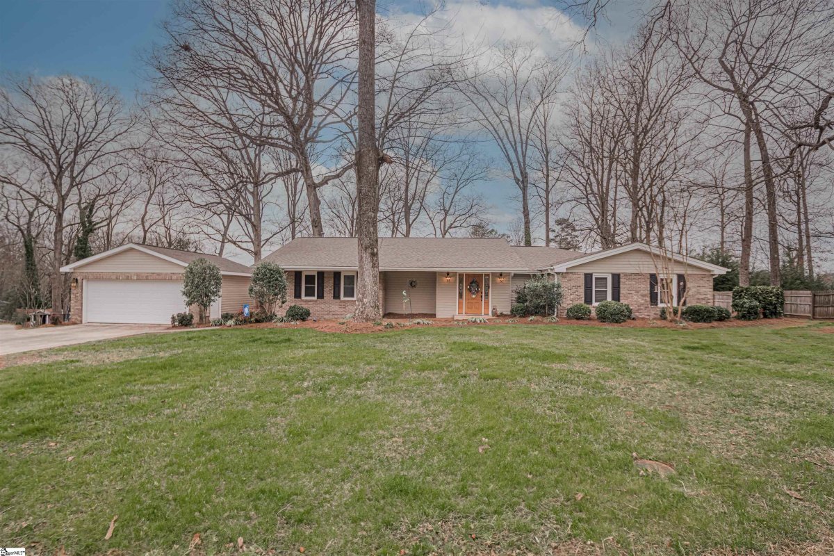 104 Robinall Drive