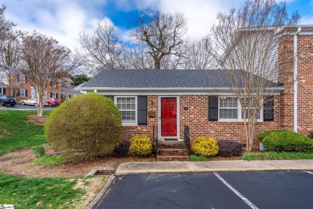 815 Edwards Road #32