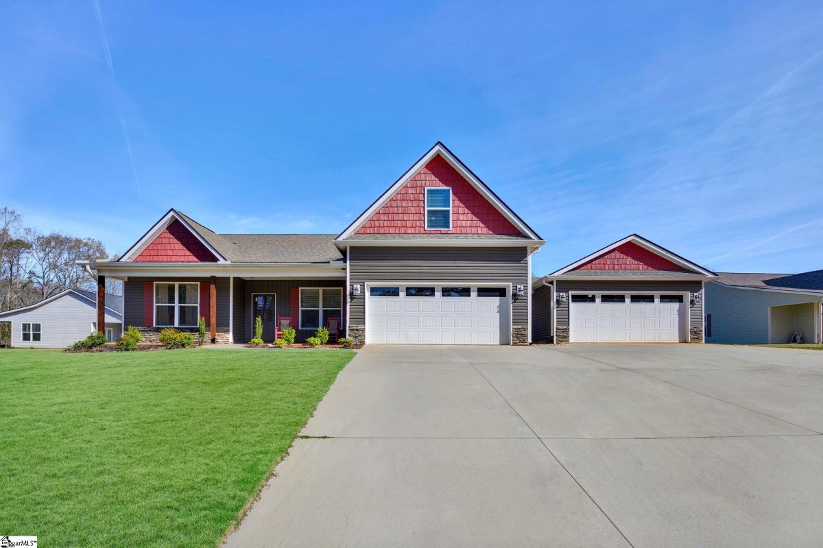 120 Inlet Pointe Drive