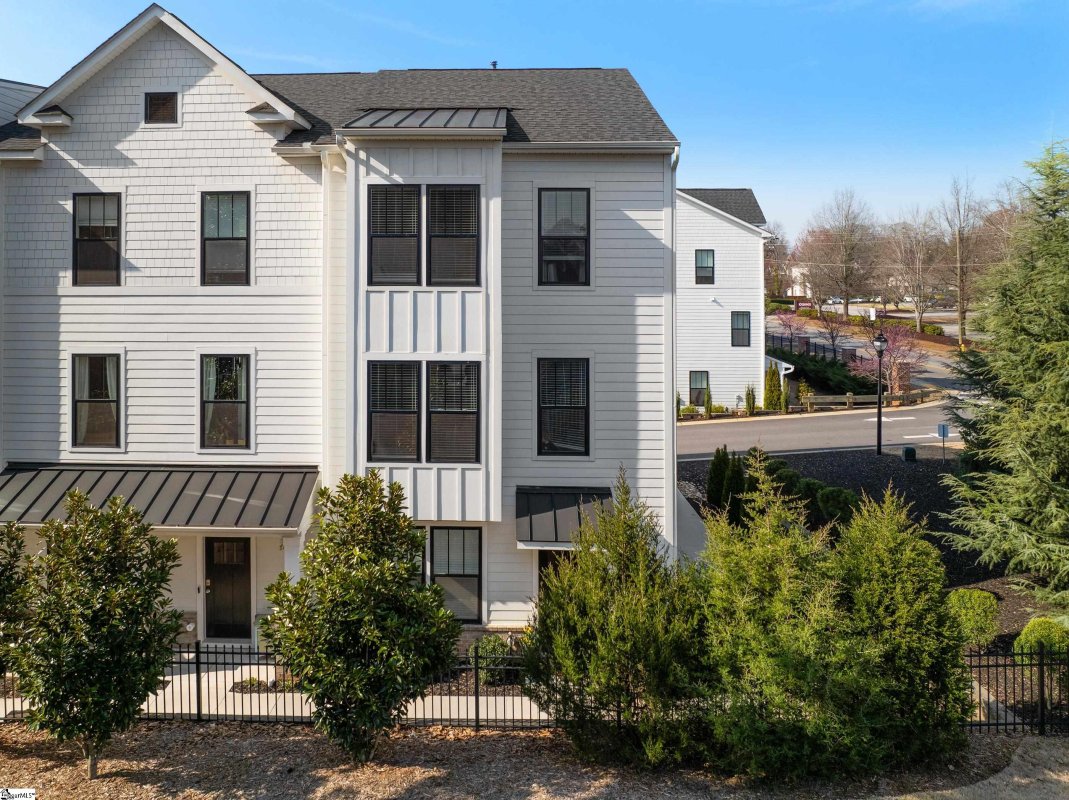 7 Millside Circle