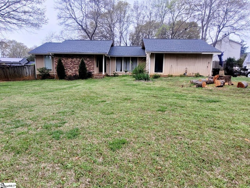 116 Sandhurst Drive