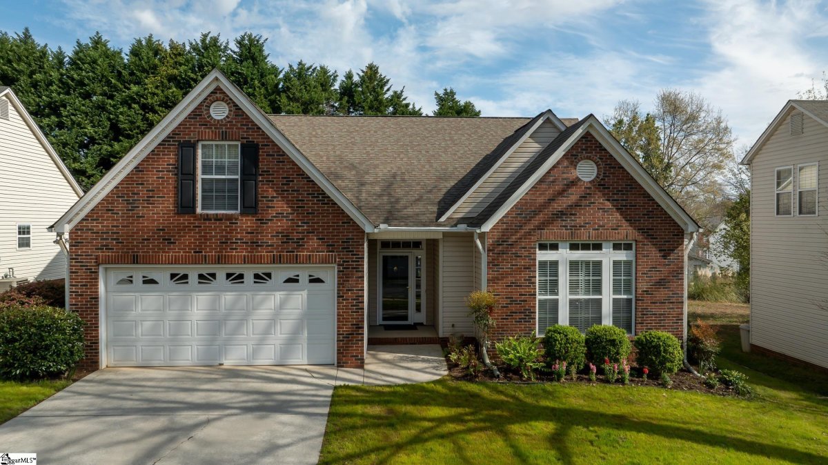 305 Cresthaven Place