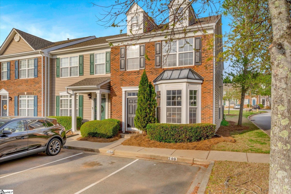 200 Bedwin Court