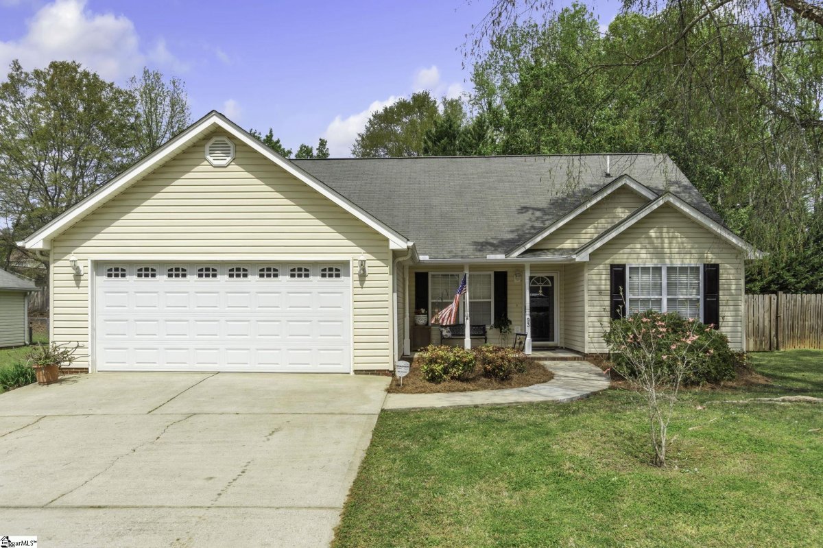 93 Hunters Lane