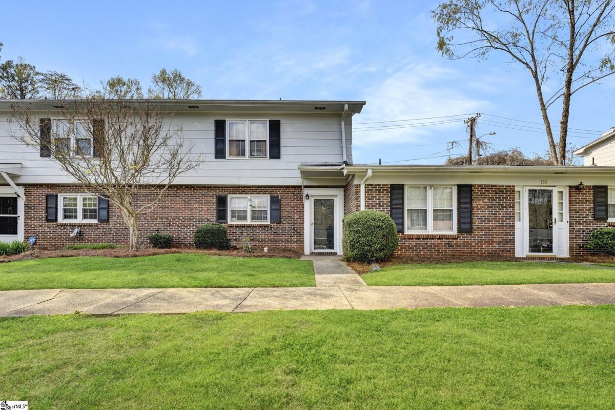 152 Fernridge Drive