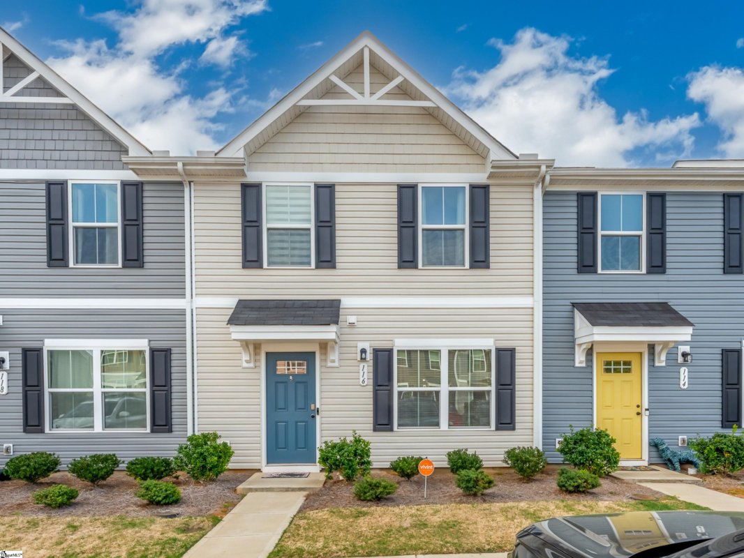 116 Fernside Court