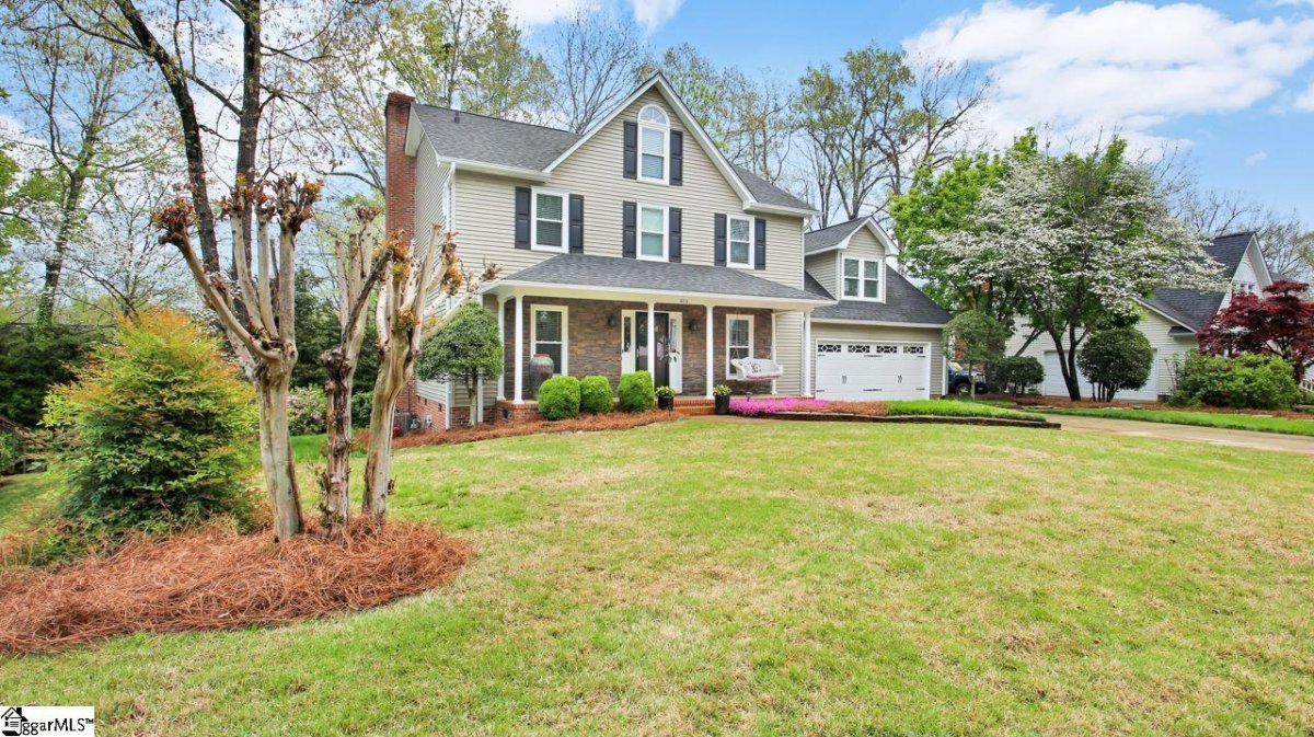 406 Woodway Drive