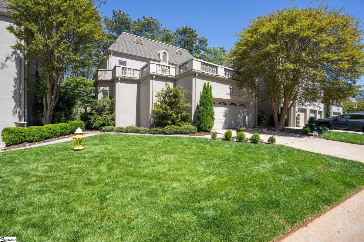 214 Castellan Drive
