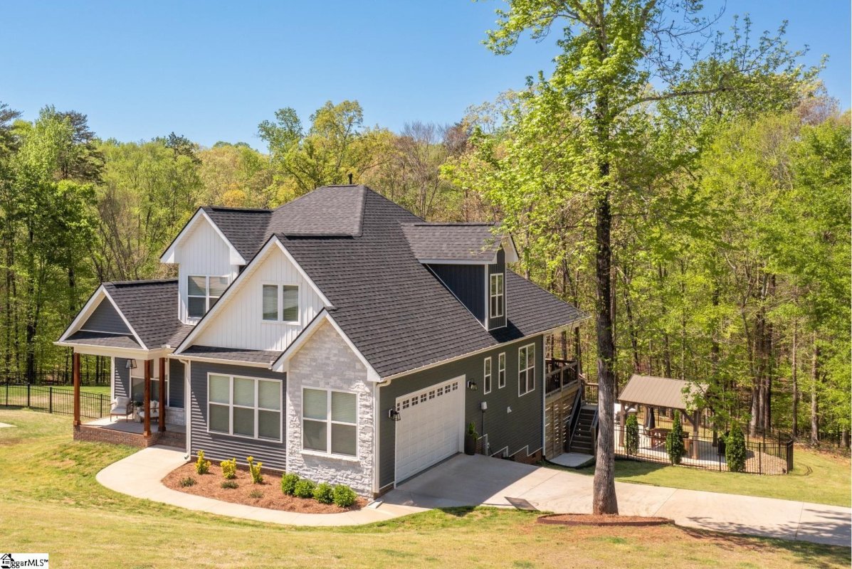 217 Saddle Creek Court