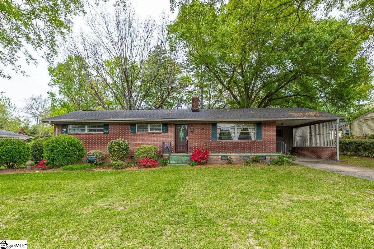 25 Lisa Drive