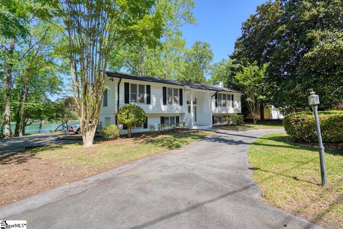 122 Shannon Lake Circle