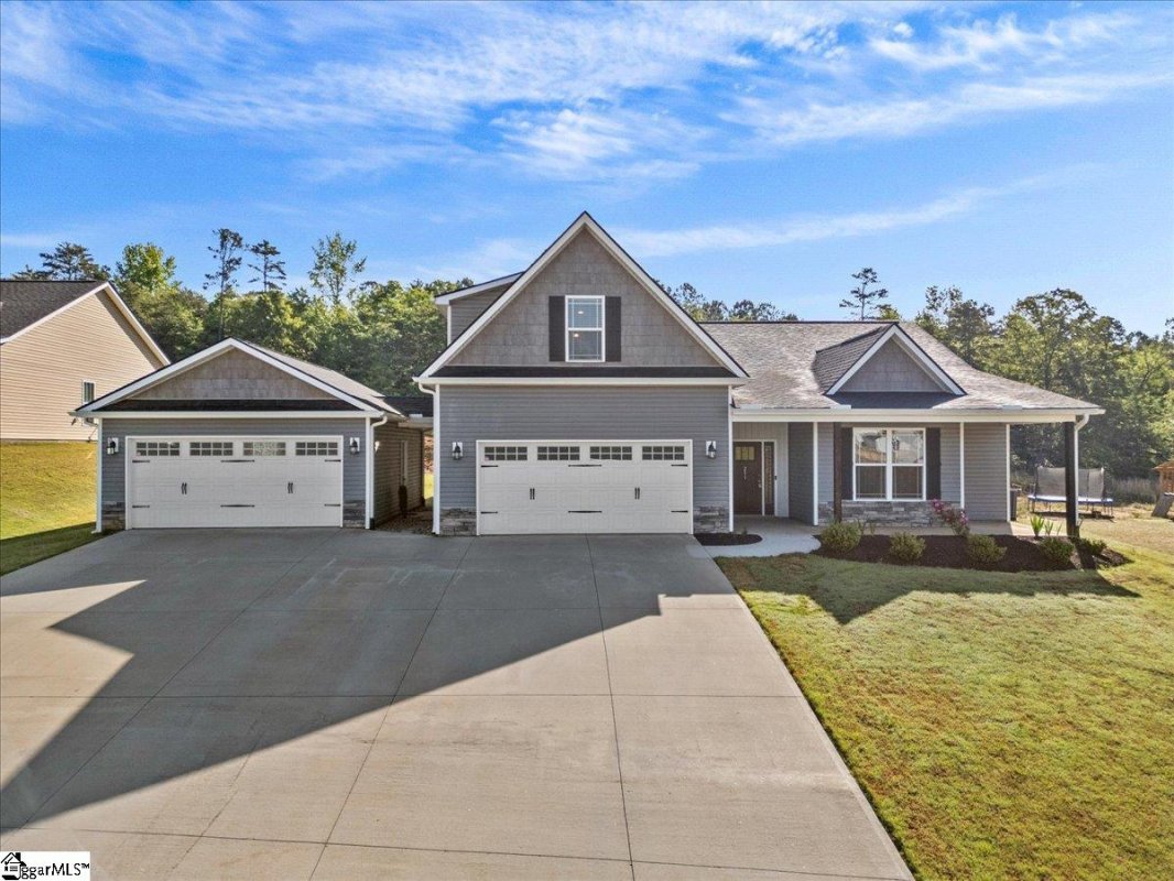251 Inlet Pointe Drive