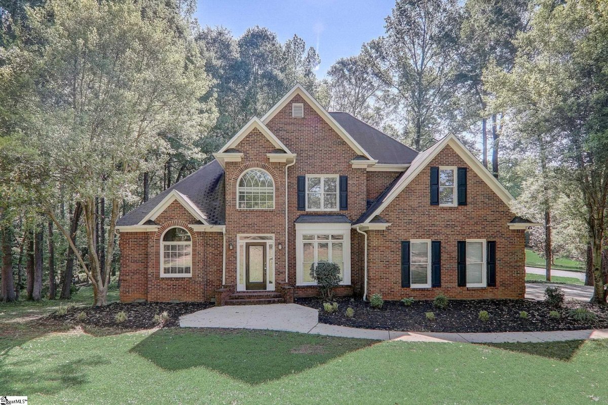 213 Creekridge Drive
