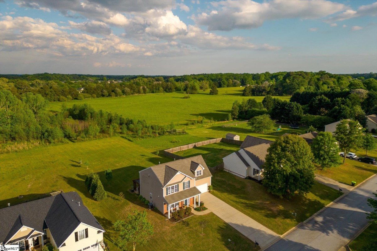 172 Largess Lane