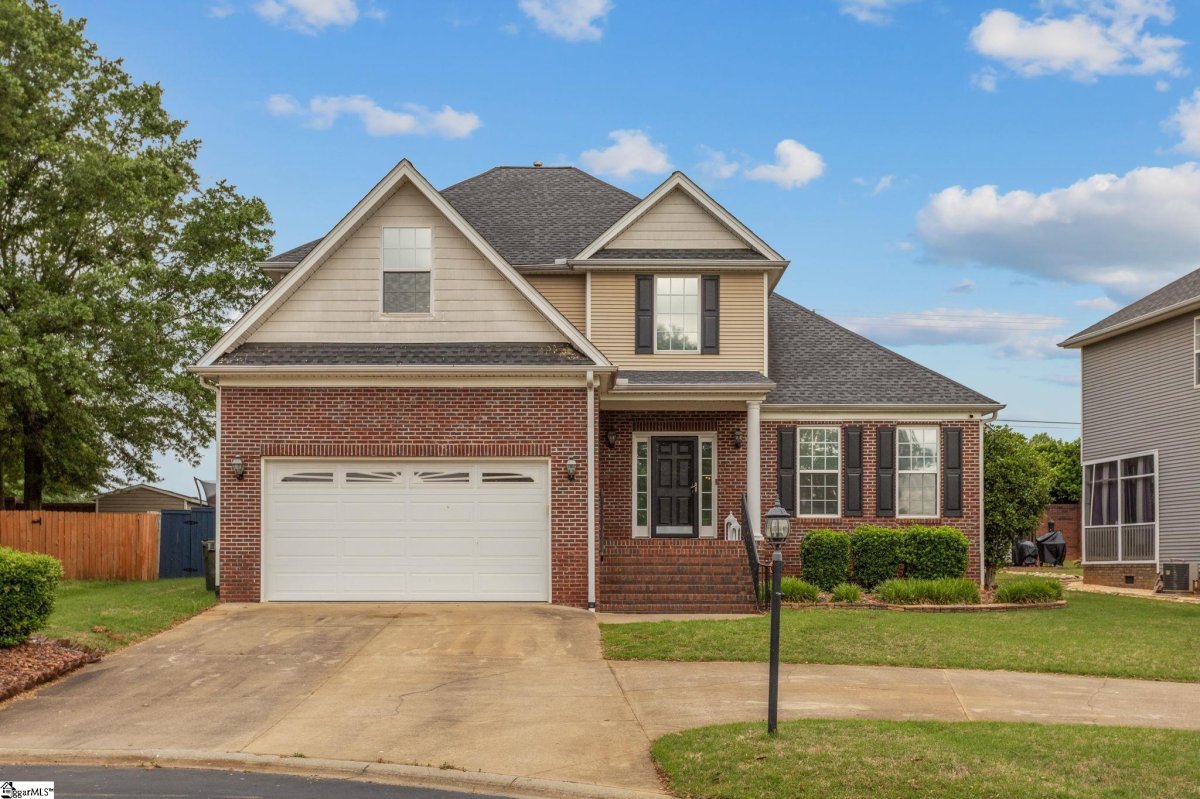 312 Bradberry Way