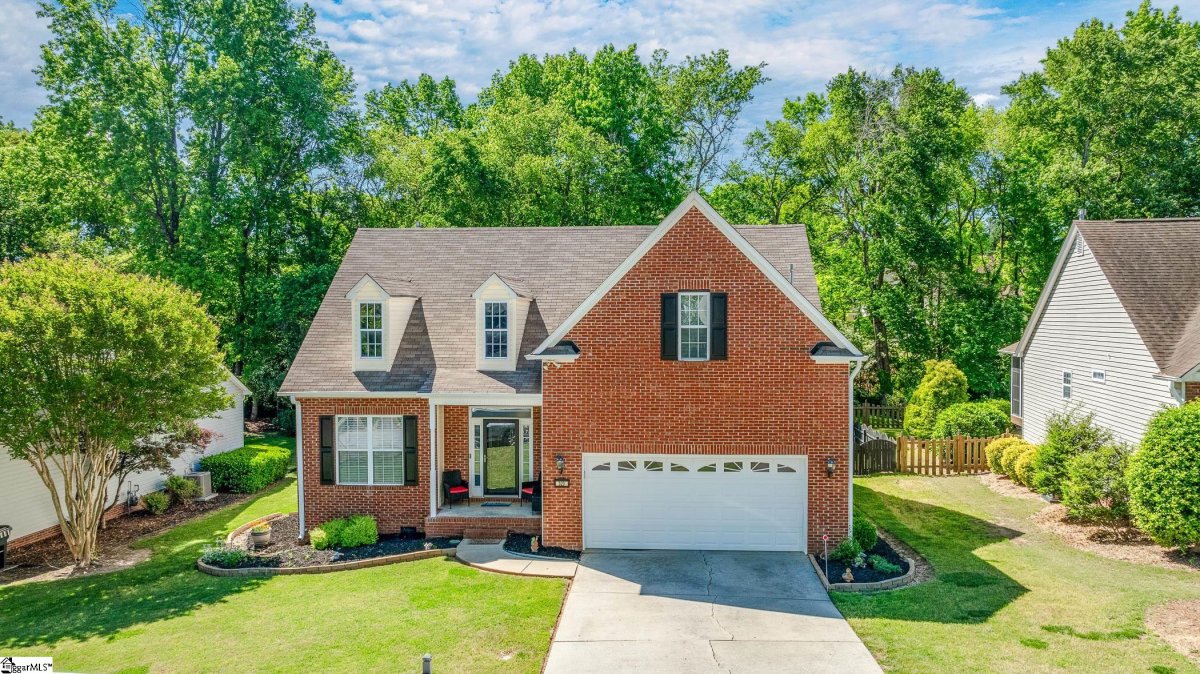 320 Cresthaven Place