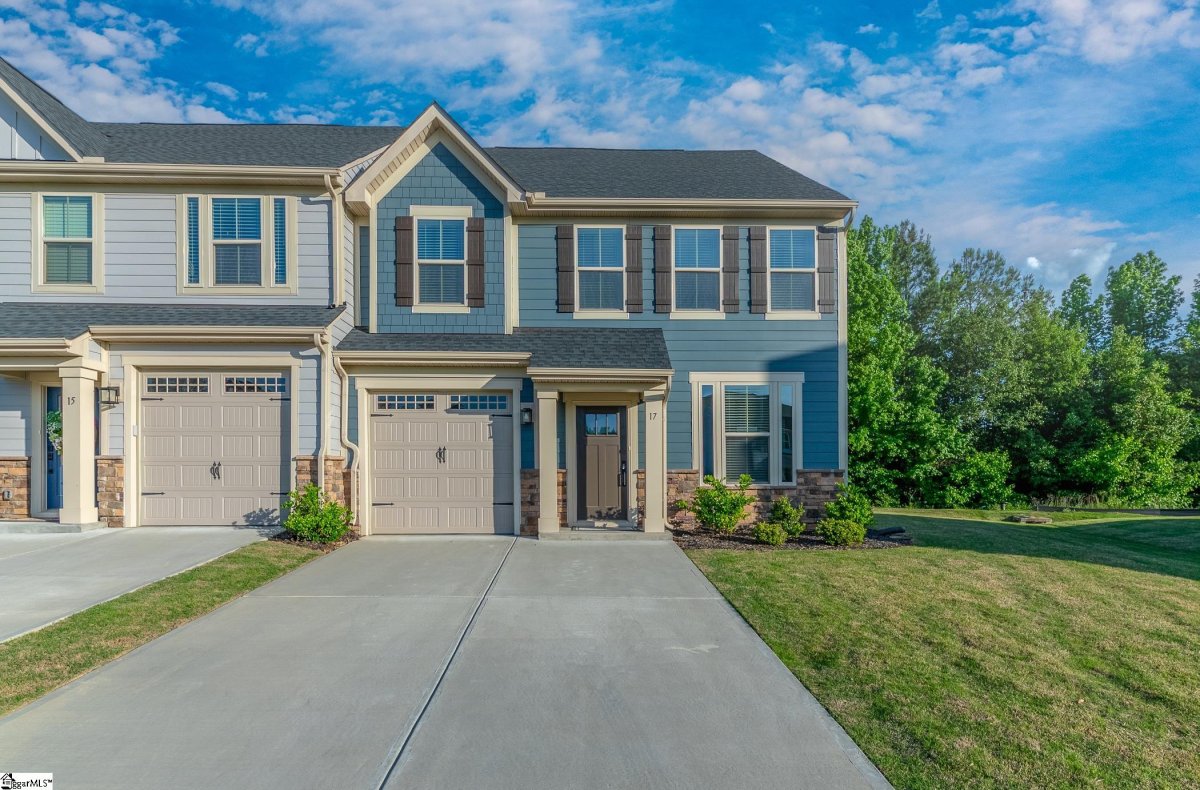17 Moss Hollow Way