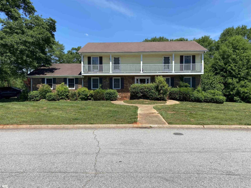301 Dove Tree Road