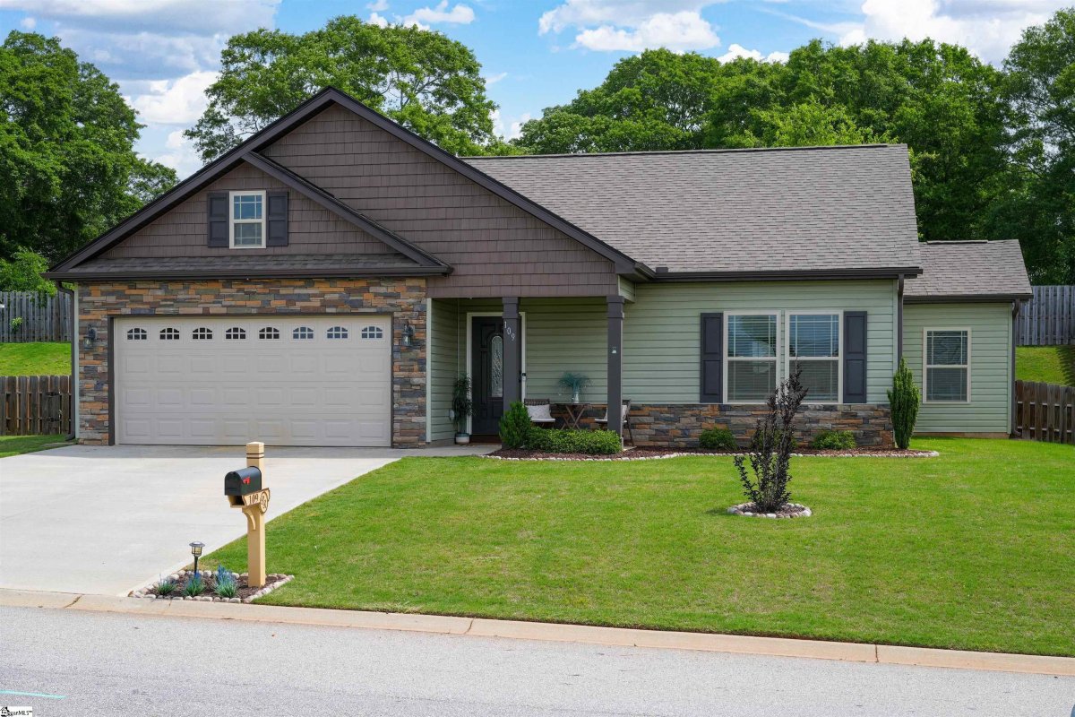 109 Canary Drive