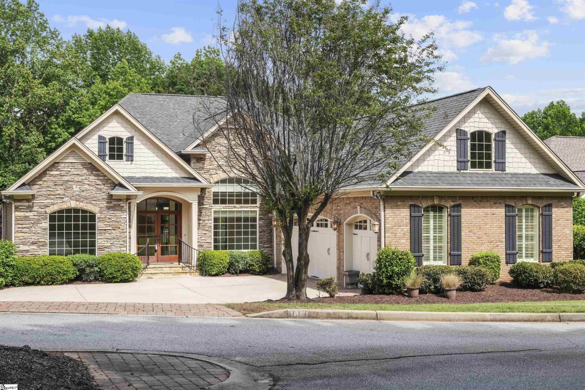 113 Stonebridge Drive