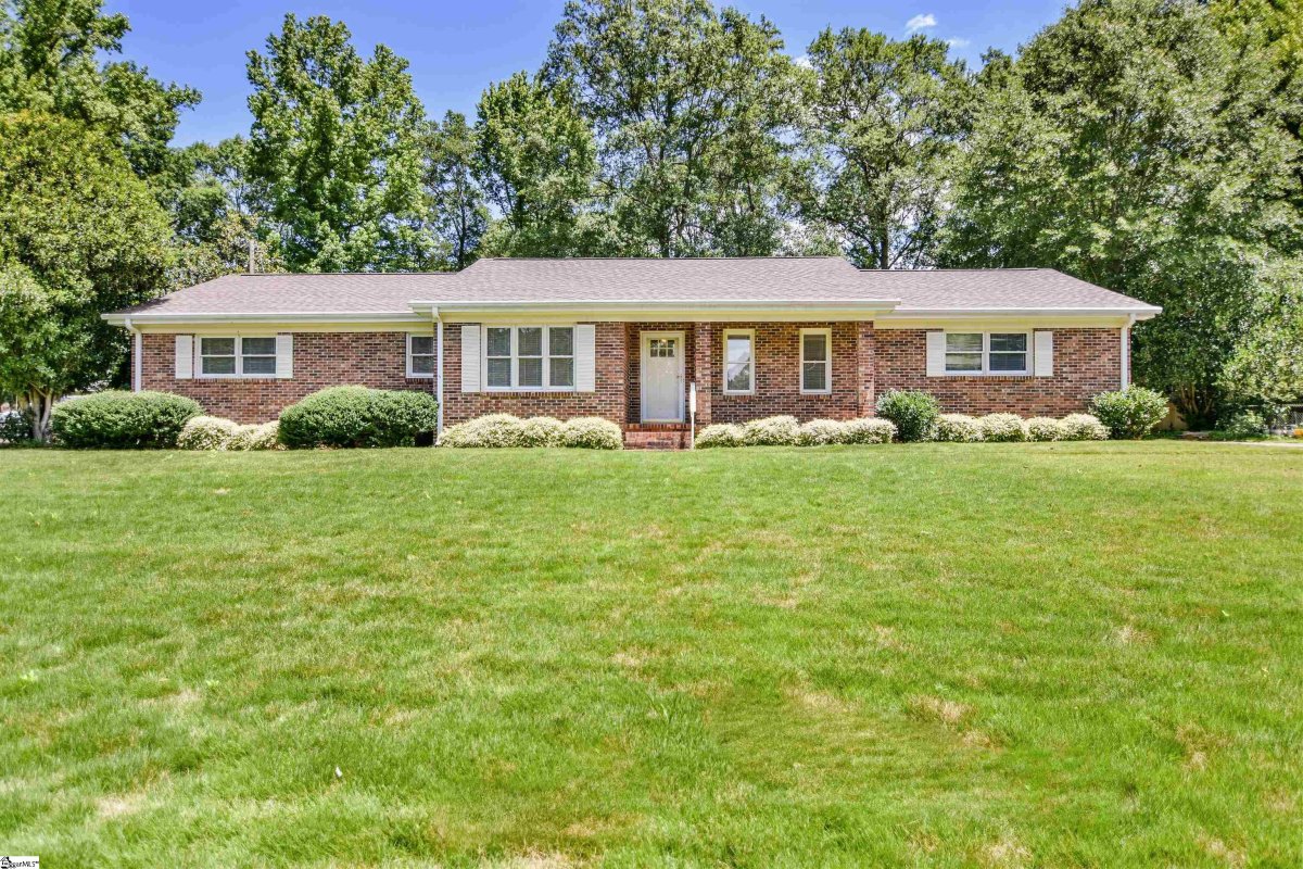 111 Hillpine Drive