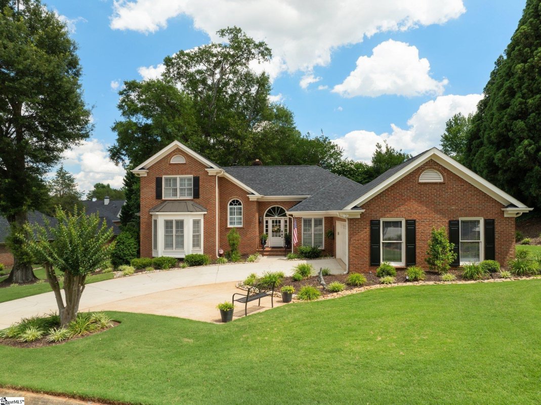 105 Cedar Grove Road