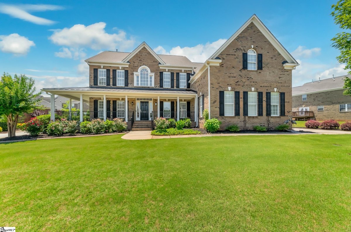 111 Grenadier Court