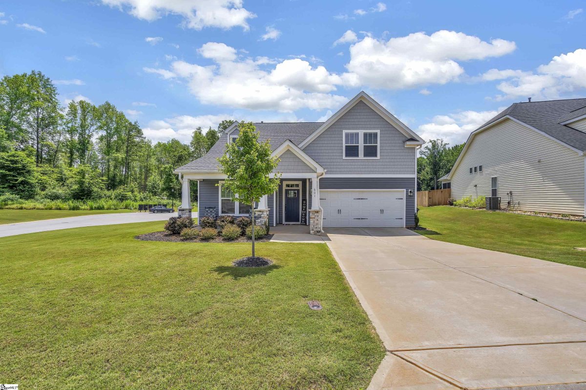 601 Sunwater Drive