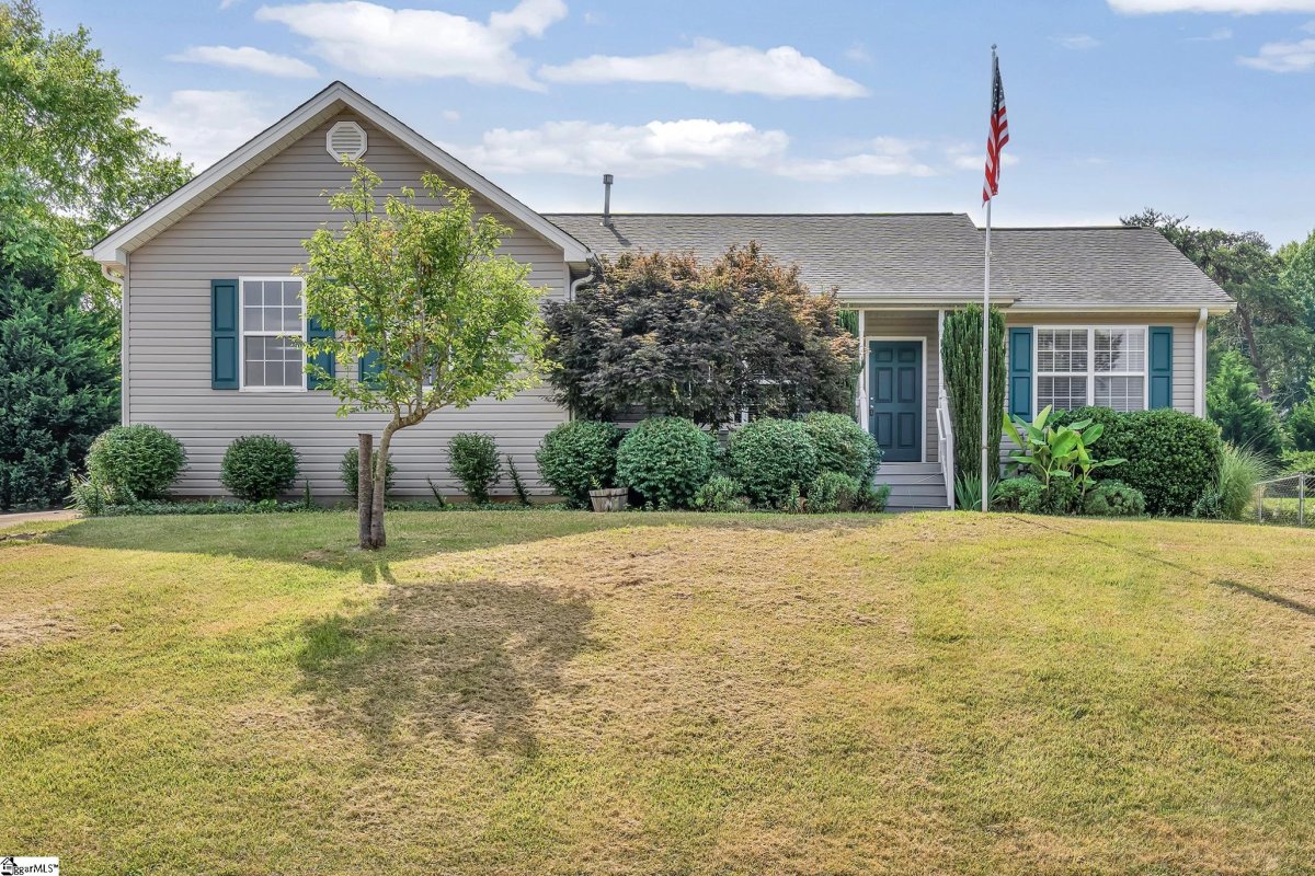 105 Whipple Lane
